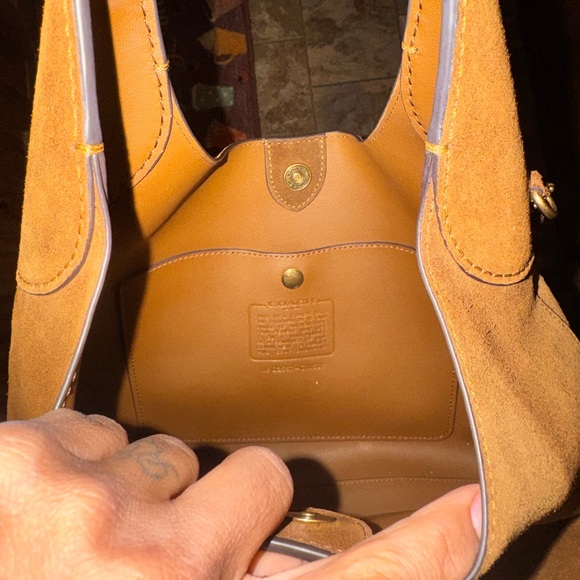 Coach Brown Suede Shoulder Bag warm brown - Picture 4 of 4